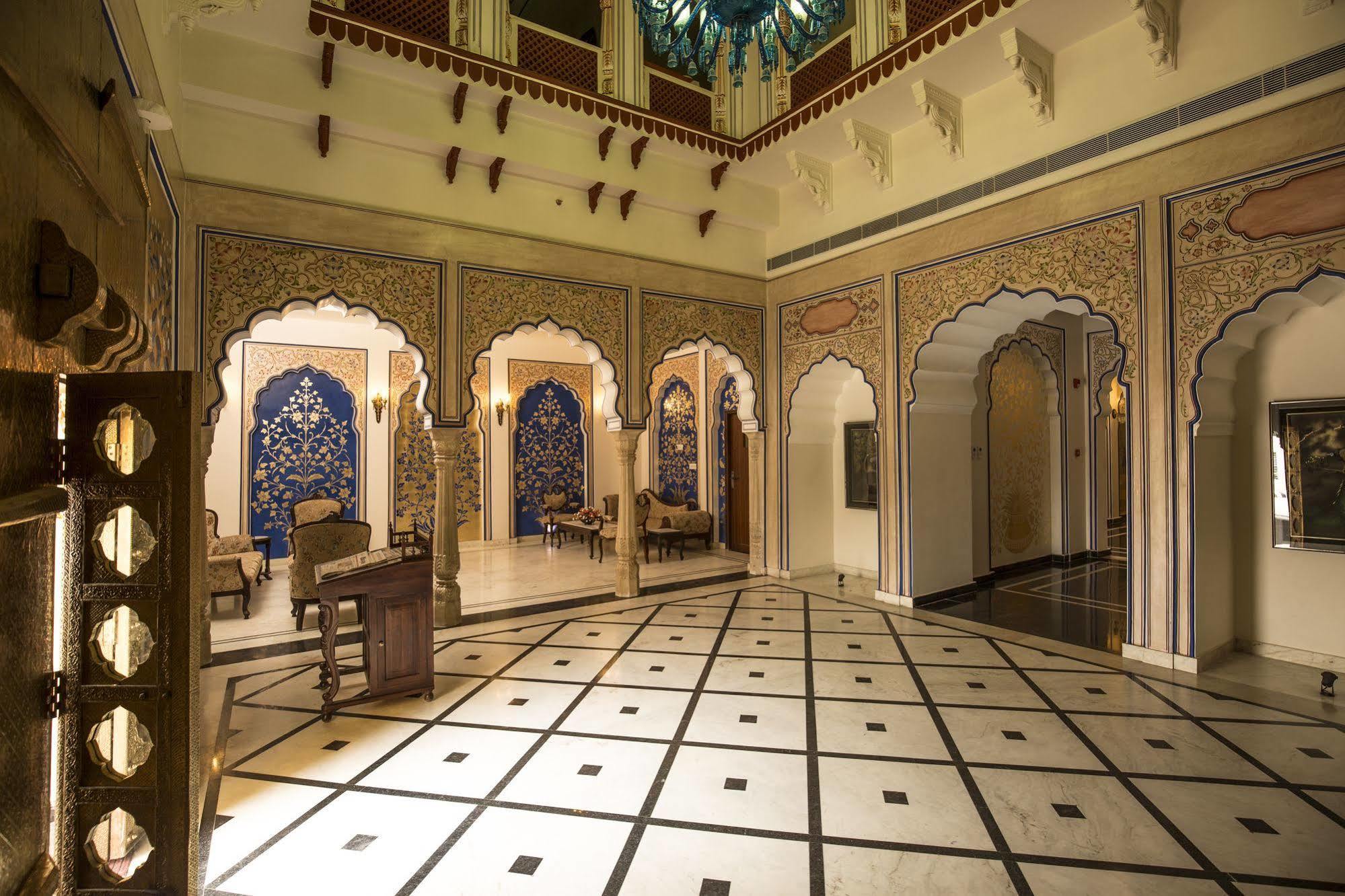 Umaid Haveli-a Heritage Style & Resort 4*
