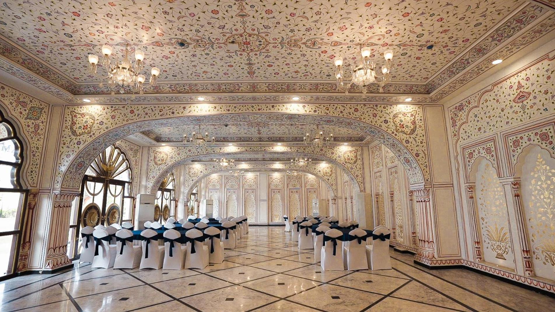 Resort Umaid Haveli-a Heritage Style &